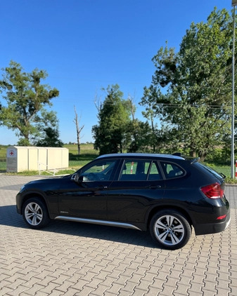 BMW X1 cena 43900 przebieg: 246000, rok produkcji 2013 z Obrzycko małe 37